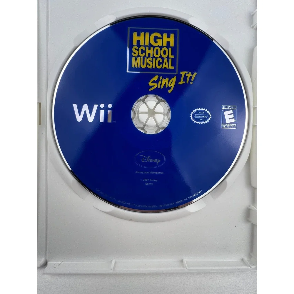 Disney High School Musical Sing It‎ Video Game for Nintendo Wii 2007